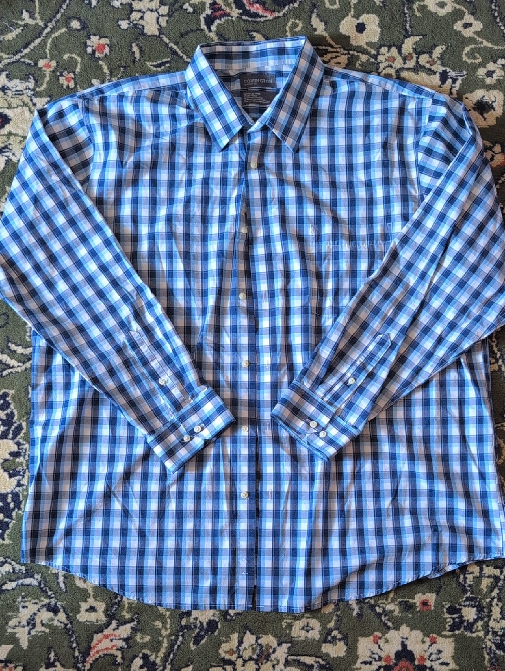 Covington Men's Blue and White Checked Long-Sleeve Dress Shirt